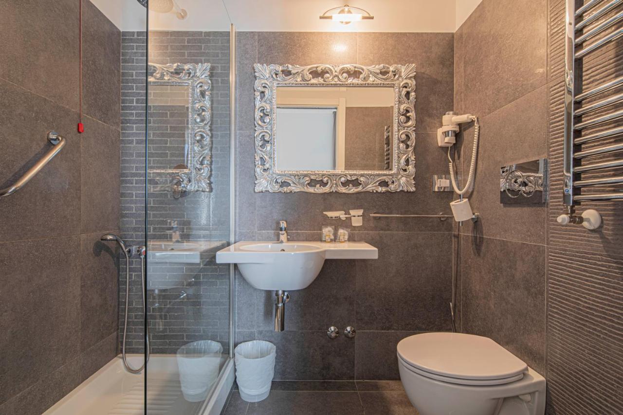 Residenza Castrense Bed & Breakfast Roma Dış mekan fotoğraf